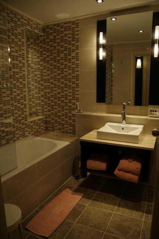 Aziza Beach Golf & Spa (Adults Only) الحمامات المظهر الخارجي الصورة